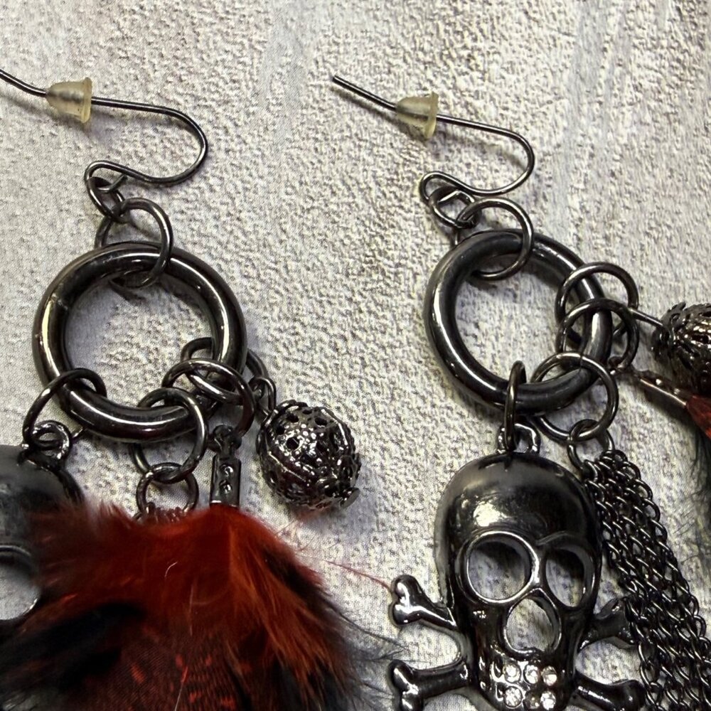 Gothic Skull Dangle Earrings Chain Red Feathers Crystal Accent Boho Punk Jewelry - Picture 4 of 16